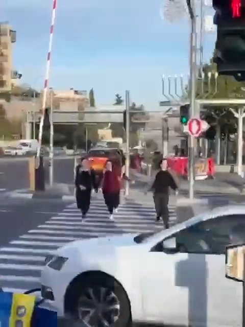 Kudüs’te silahlı saldırı: Ölü ve yaralılar var