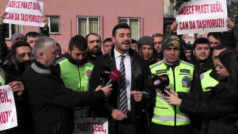 İstanbul Adalet Sarayı'nda motosikletli eylemi