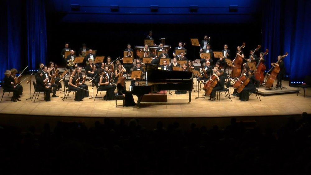 Mehveş Emeç'ten Dünya Kadın Hakları Günü'ne özel konser