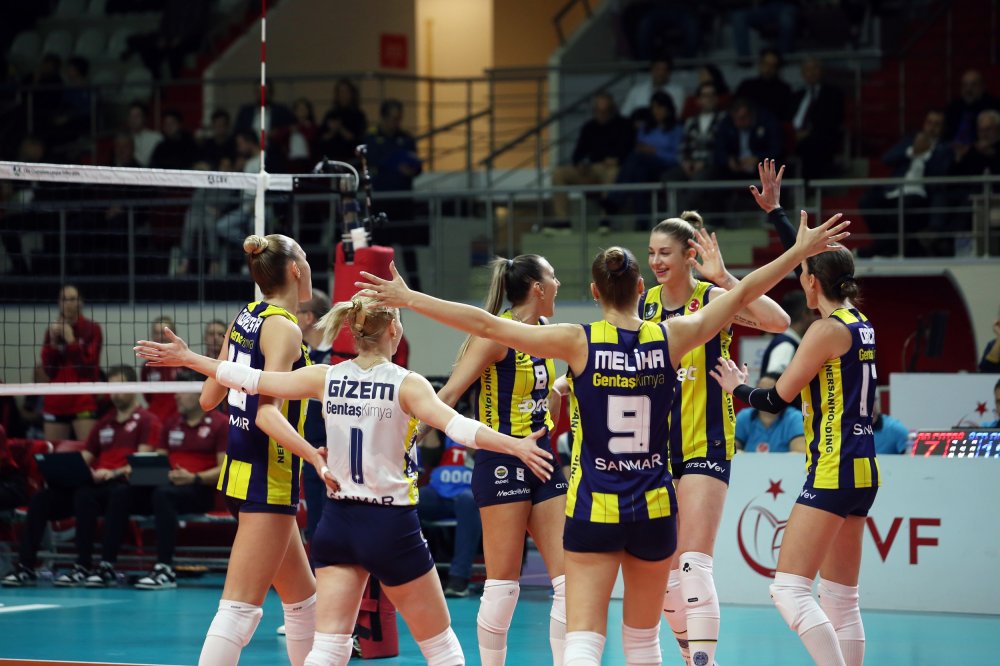 Fenerbahçe Opet Avrupa'da kayıpsız devam ediyor