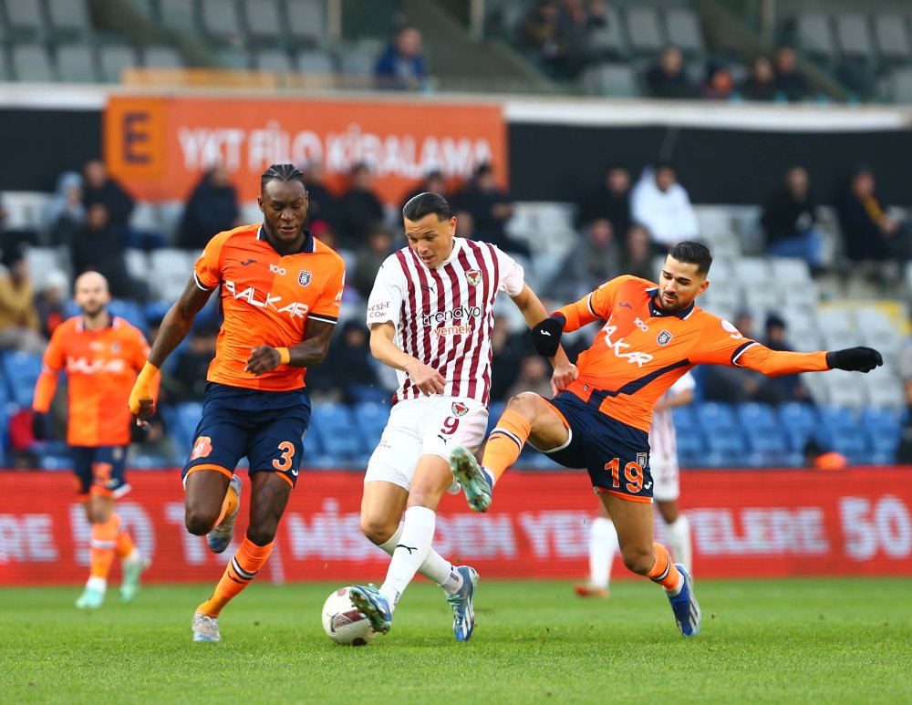Başakşehir, Hatayspor'u tek golle geçti