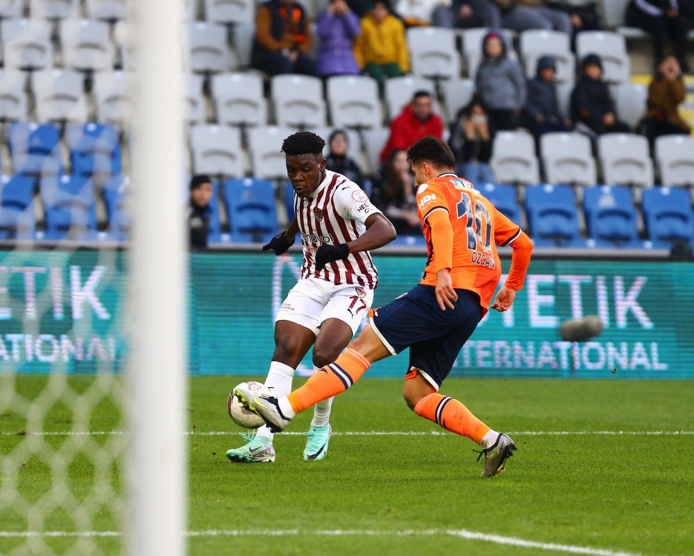 Başakşehir, Hatayspor'u tek golle geçti