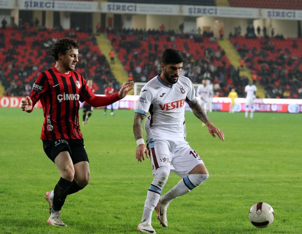 Trabzonspor 3 puanı 3 golle aldı