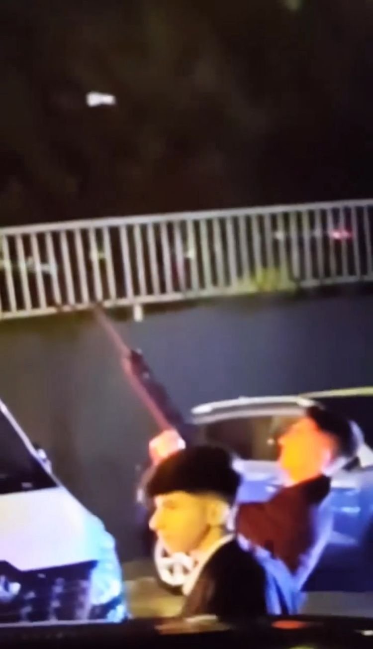 Düğün magandaları iş başında!