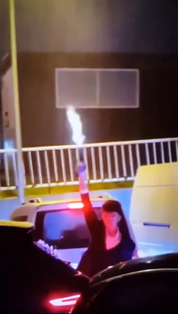 Düğün magandaları iş başında!