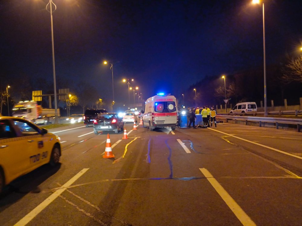 Yayanın ayağını ezen sürücü, araçlara çarparak kaçtı!