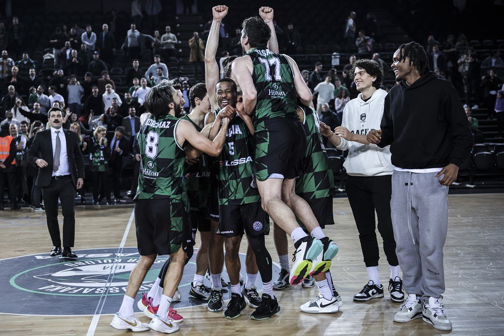 Darüşşafaka play-in biletini kaptı!