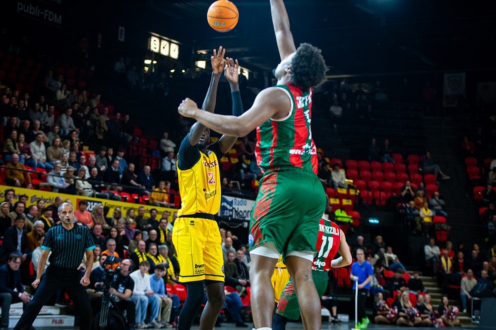 Pınar Karşıyaka Play-in turunda