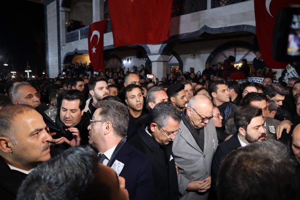 Pençe-Kilit şehidi Enis Budak toprağa verildi