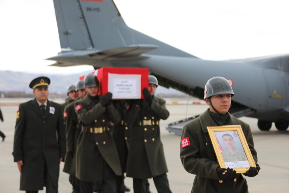 Şehit Kemal Aslan son yolculuğuna uğurlandı