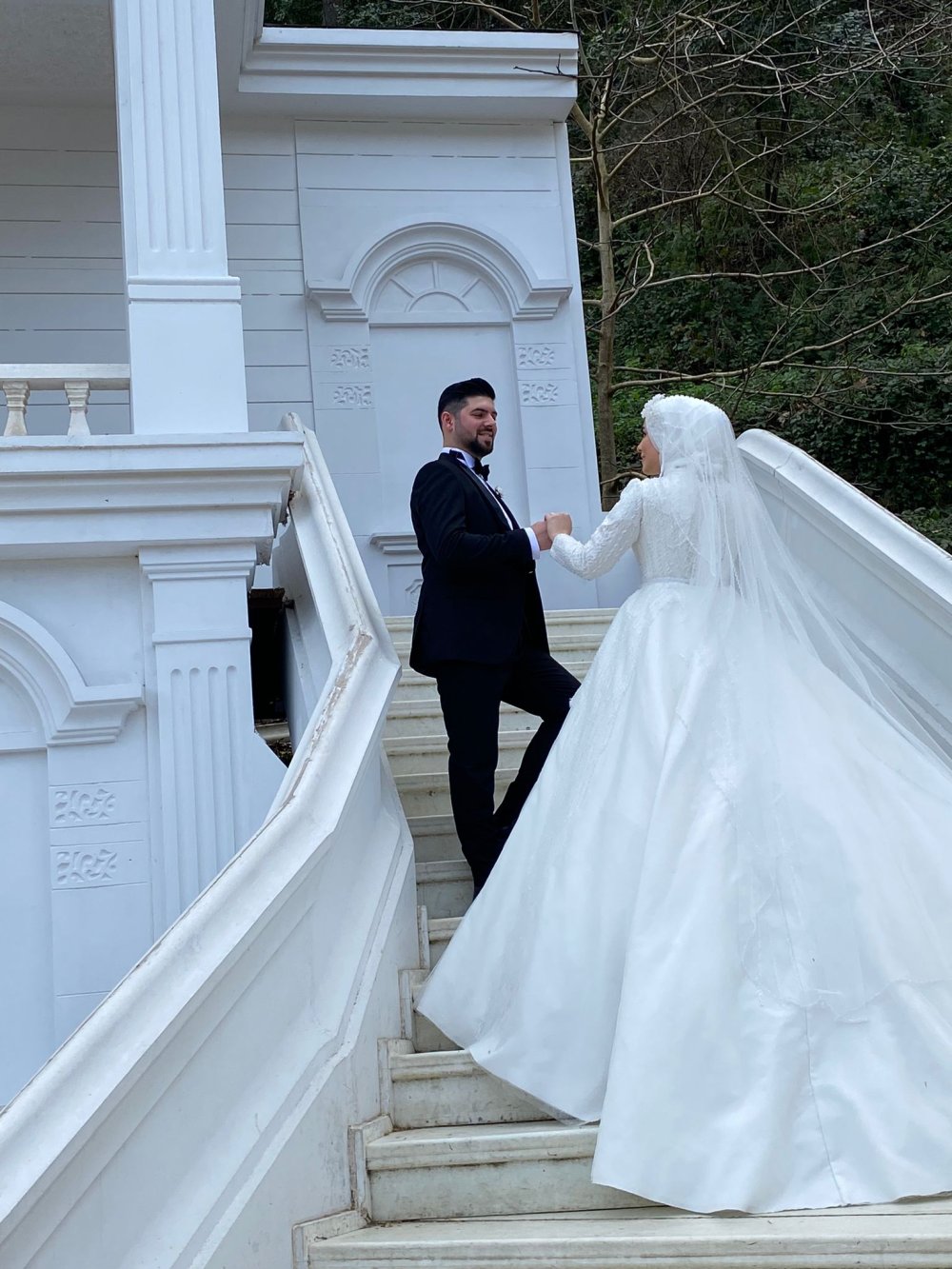 Balayına giden çift otel odasında ölü bulunmuştu! Yeni detay ortaya çıktı: Ölmeden önce hastaneye gitmişler