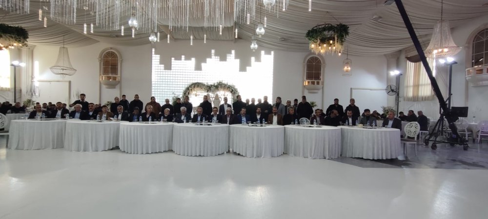 AK Partili vekiller devreye girdi: Husumetli aileler, törenle barıştı