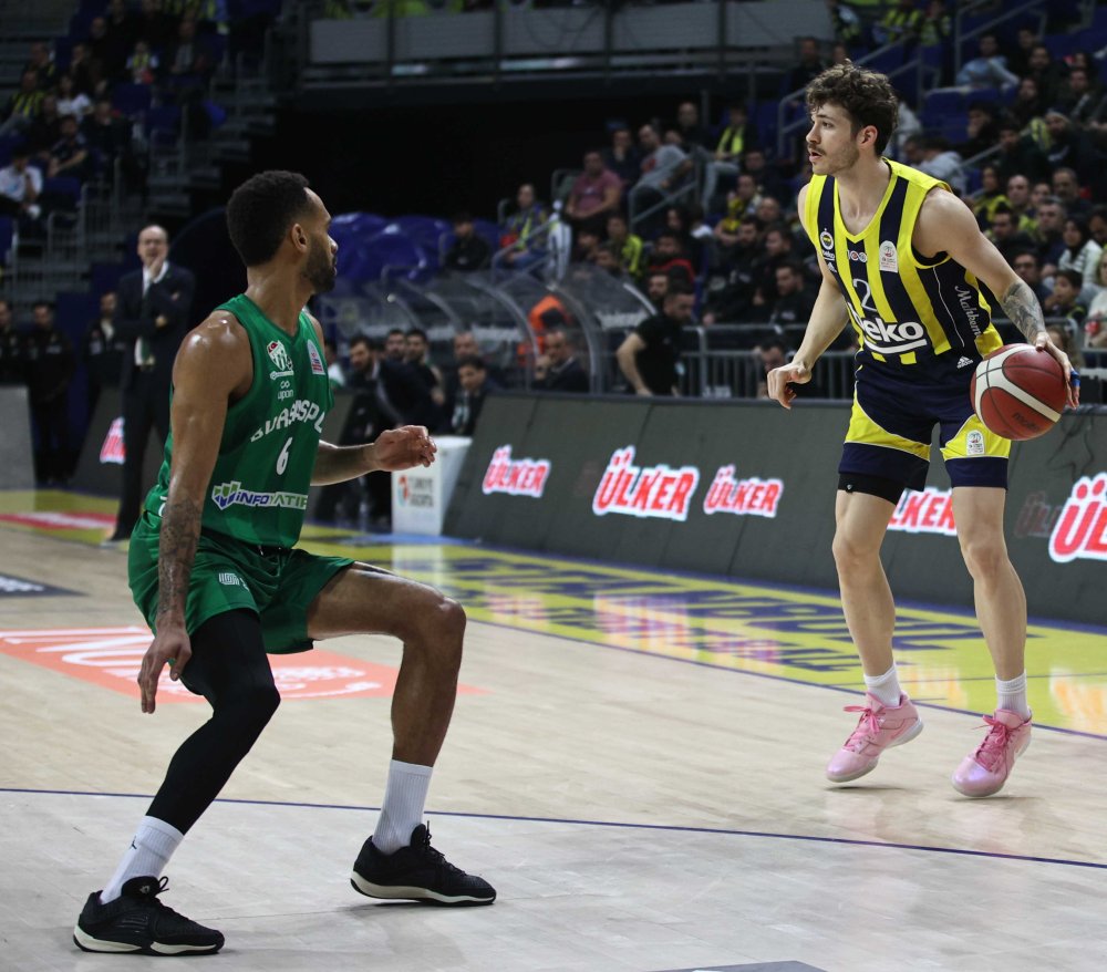 Fenerbahçe Beko rahat kazandı