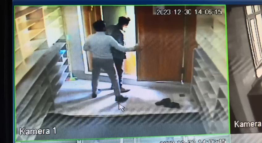 Güpegündüz sokak ortasında uzun namlulu silahlarla çatışma: Yeni görüntüler ortaya çıktı