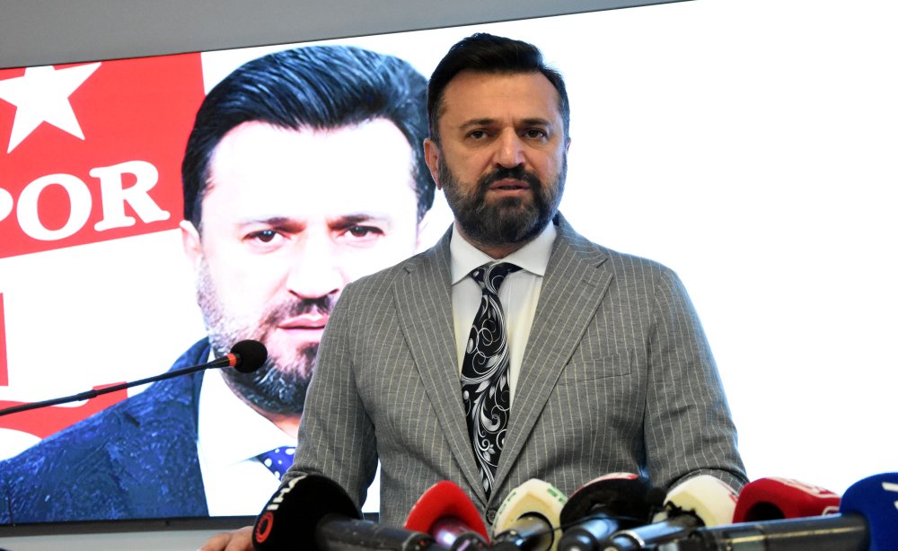 Sivasspor, Bülent Uygun ile sözleşme imzaladı