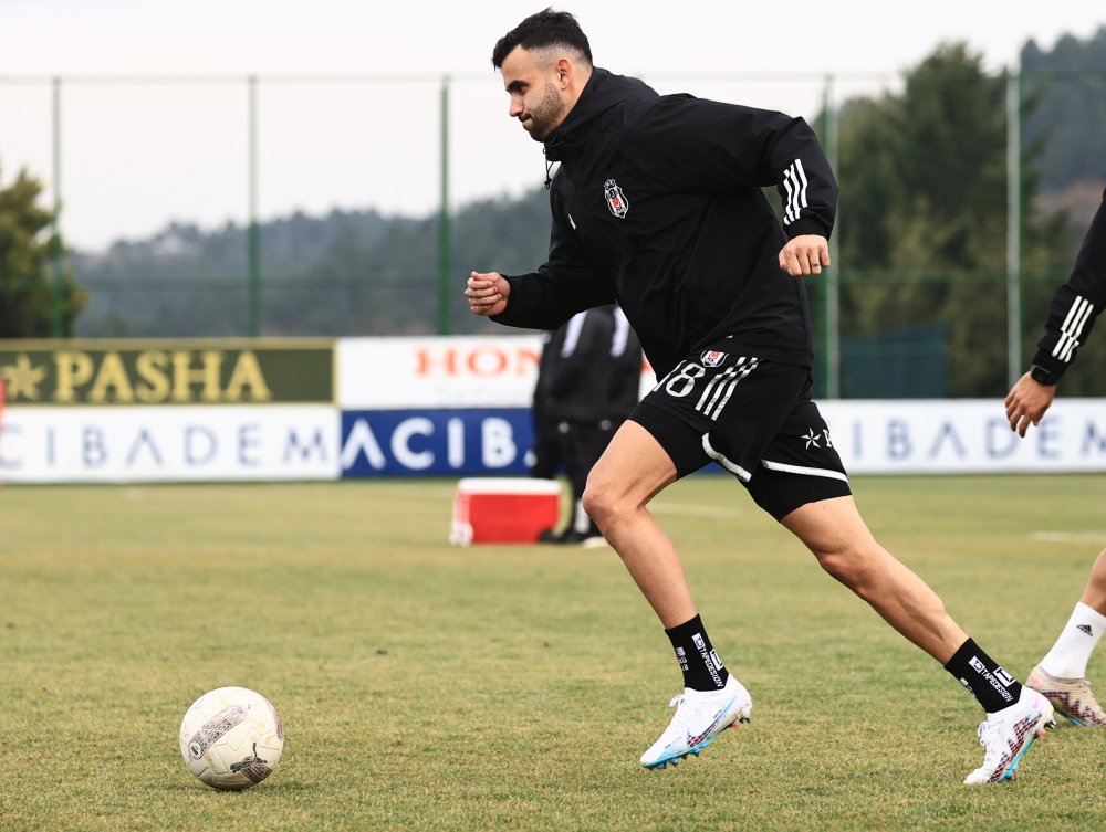 Beşiktaş, kondisyon ve taktik çalıştı