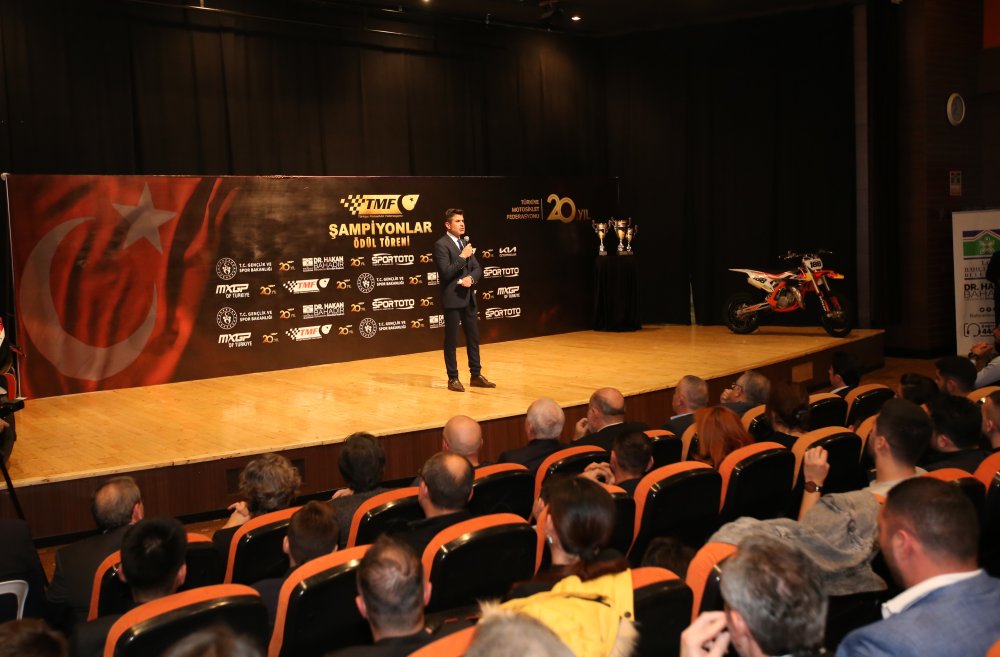 Şampiyonlar ödüllendi!