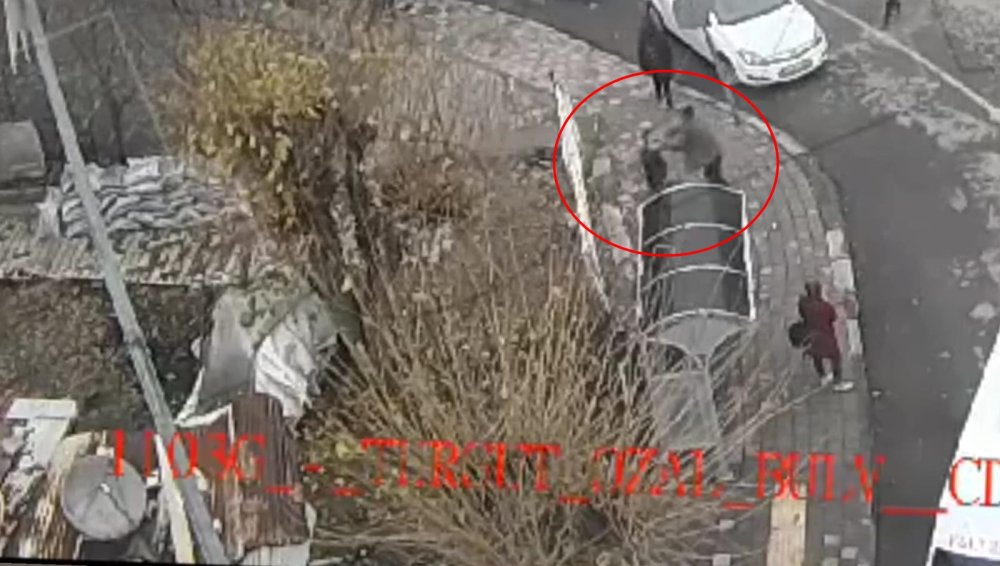 İki öğretmen sokak ortasında tekme tokat birbirine girdi: Soruşturma başlatıldı