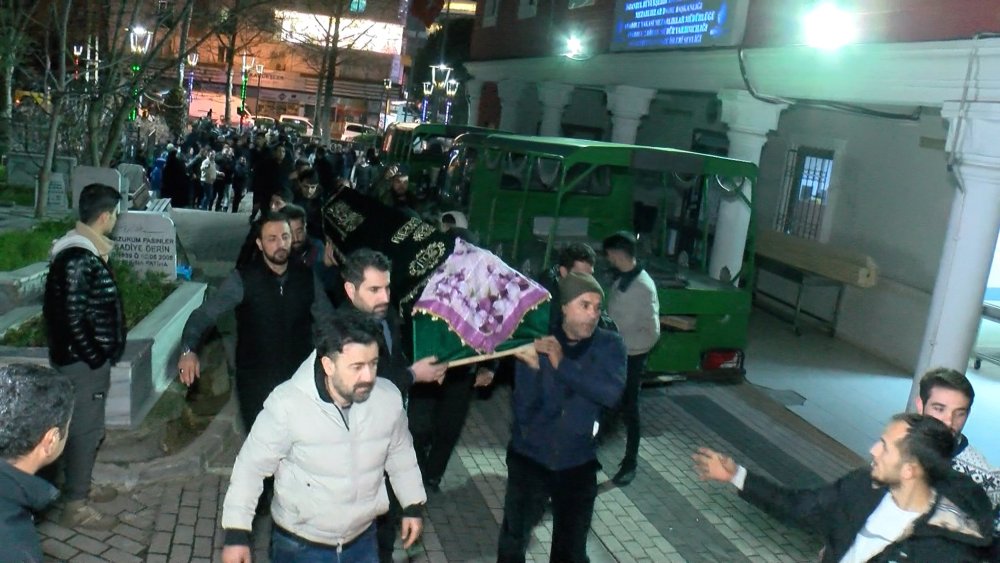 Düğün salonunda öldürülen Kader toprağa verildi