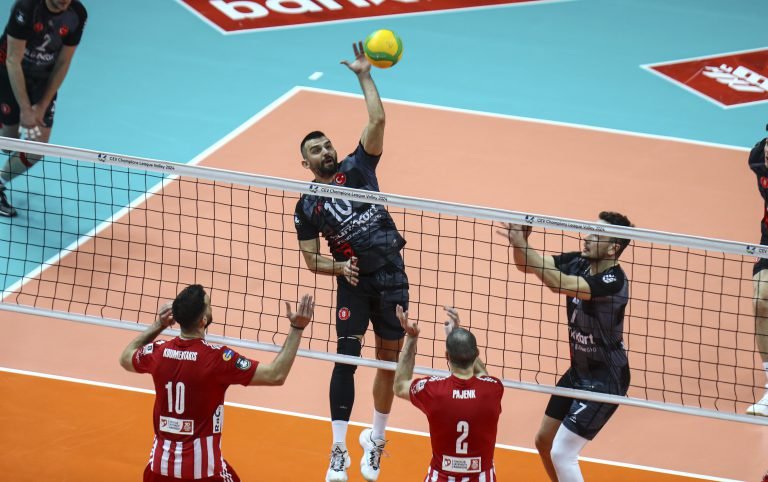 ​Ziraat Bankkart, Şampiyonlar Ligi'nde çeyrek finalde