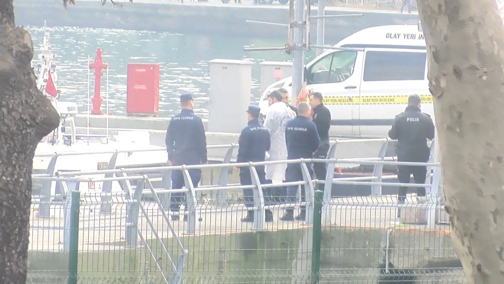 Balıkçılar fark etti: Denizde ceset bulundu