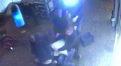 Pazarcılar arasında tezgah yeri kavgası: Çivili sopayla dövüldü, gözünü kaybetti