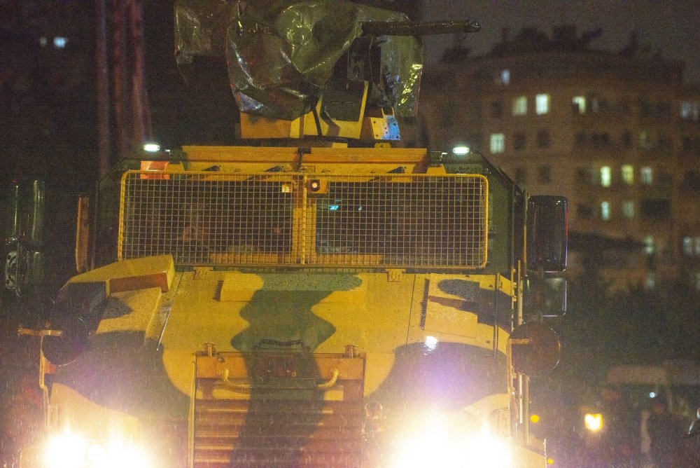Demirtaş için Diyarbakır'da yoğun güvenlik önlemi