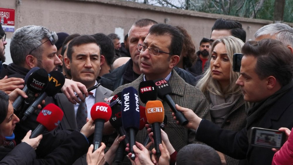 İmamoğlu Santa Maria Kilisesi'ni ziyaret etti