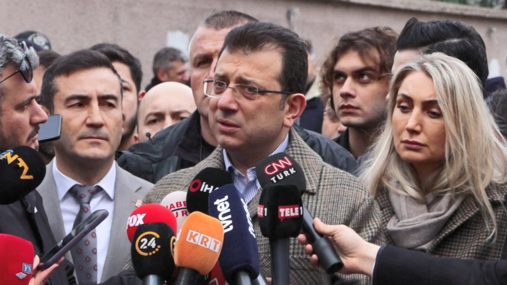 İmamoğlu Santa Maria Kilisesi'ni ziyaret etti