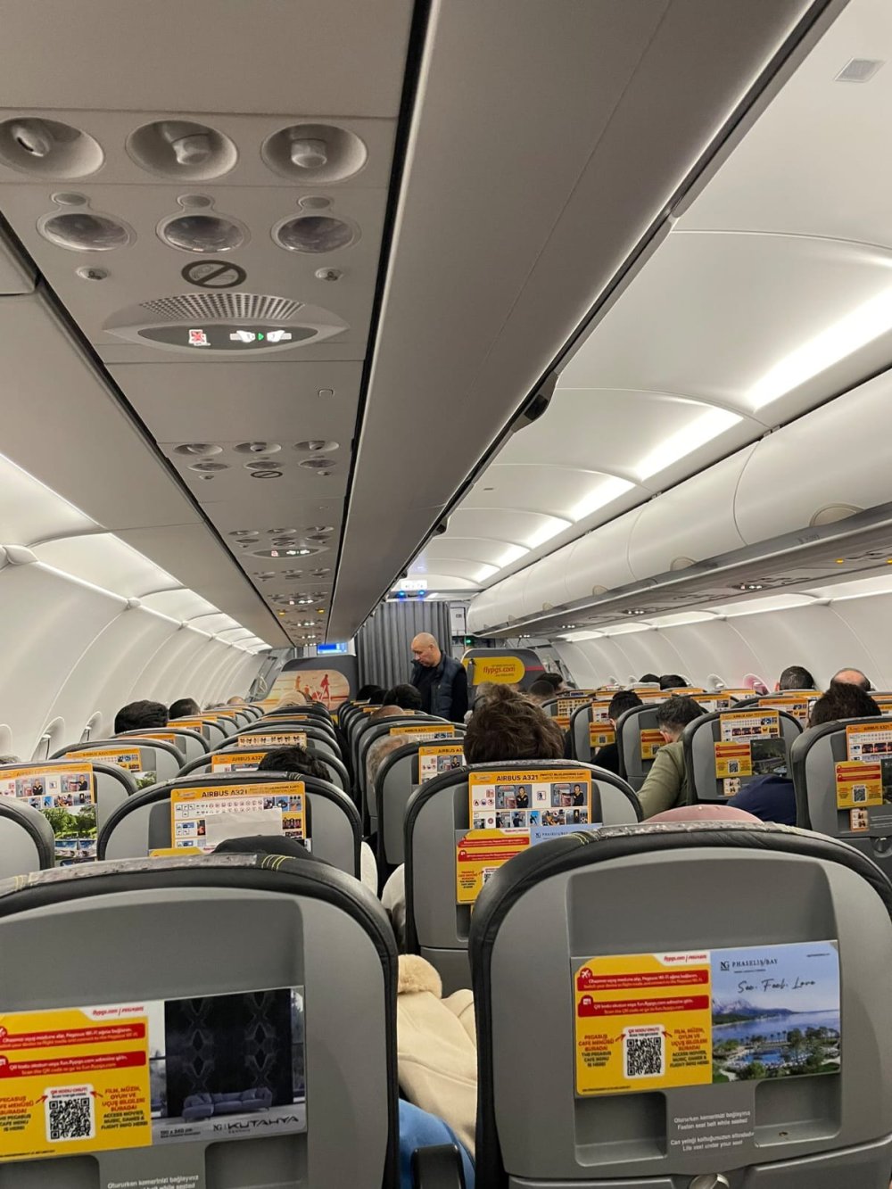 İstanbul - Riyad uçağı cil iniş yaptı!