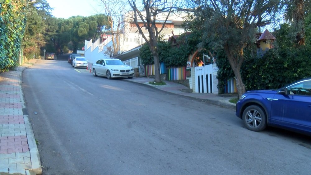 Taksici, İngilizce öğretmenini silahla öldürdü