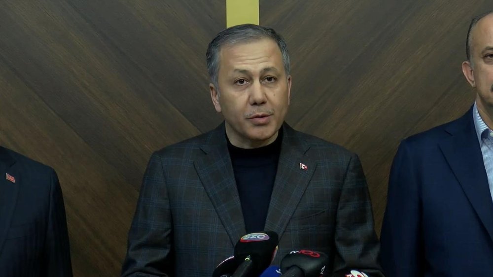 AK Parti seçim bürosuna saldırı: 57 adrese yapılan operasyon, 17 gözaltı