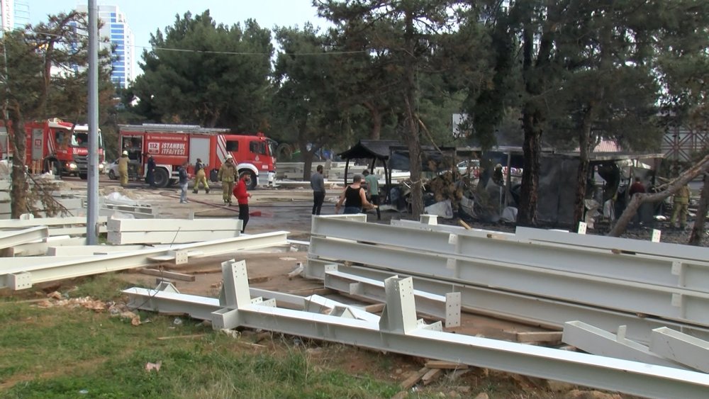 İBB inşaatında yangın!