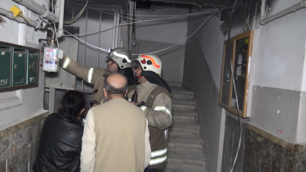 6 katlı binada yangın paniği