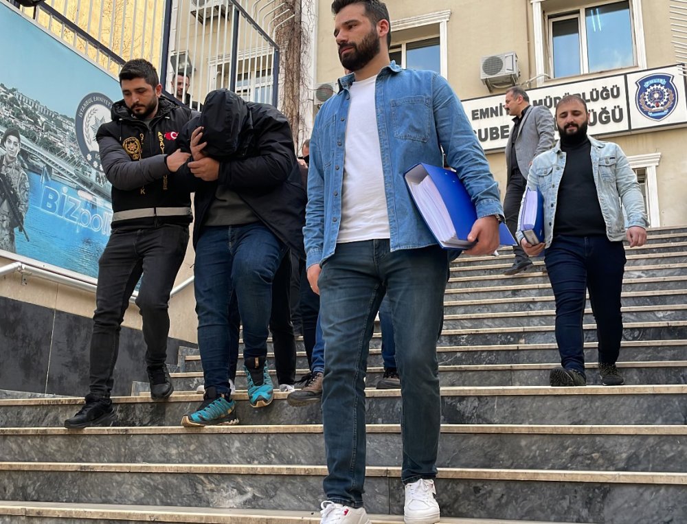 Akıllara durgunluk veren otomobil hırsızlığı: Deprem hasarlı araçları kullanıyorlar