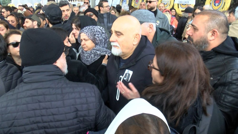 Oyuncu Efe Deprem son yolculuğuna uğurlandı