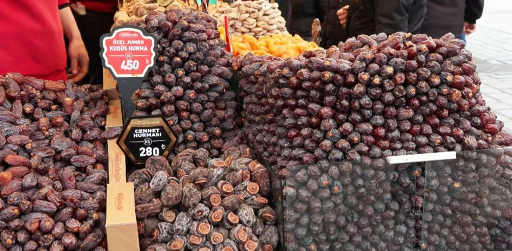 Ramazan öncesinde hurma tane ile satılıyor!