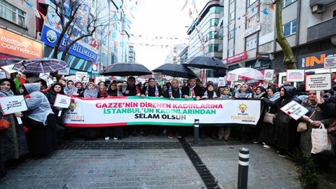 Kadınlar Gazze için yürüdü