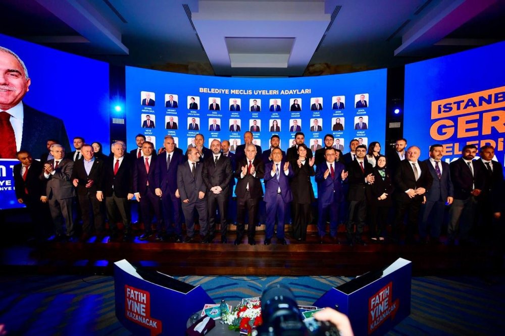 Fatih Belediye Başkan adayı Mehmet Ergün Turan, projelerini tanıttı