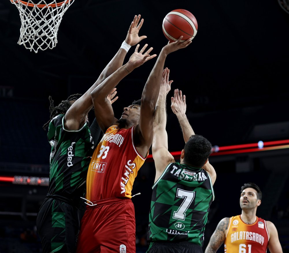 Galatasaray Ekmas - Darüşşafaka Lassa: 95-78