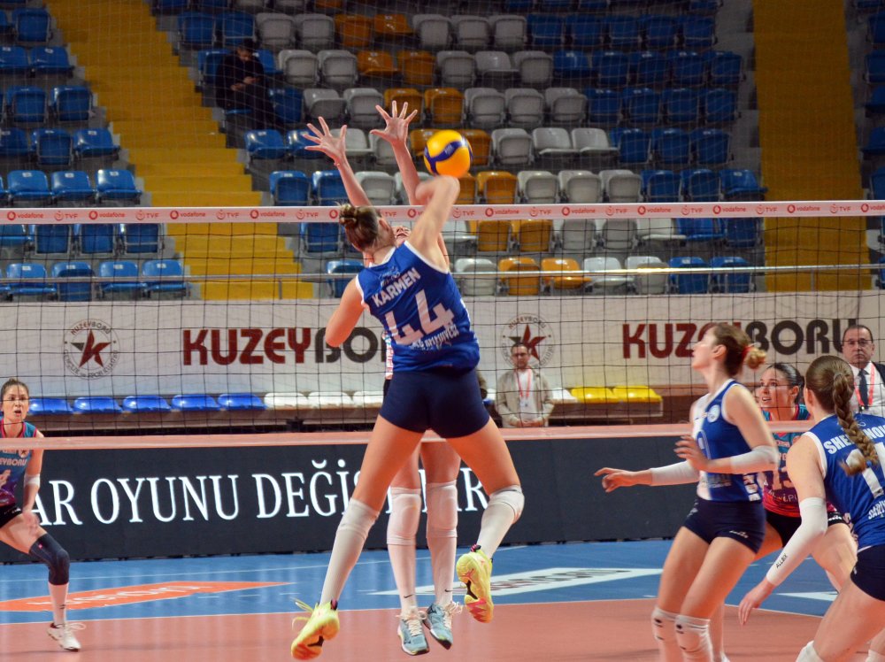 Kuzeyboru - Sarıyer Beldiyespor: 3 - 0