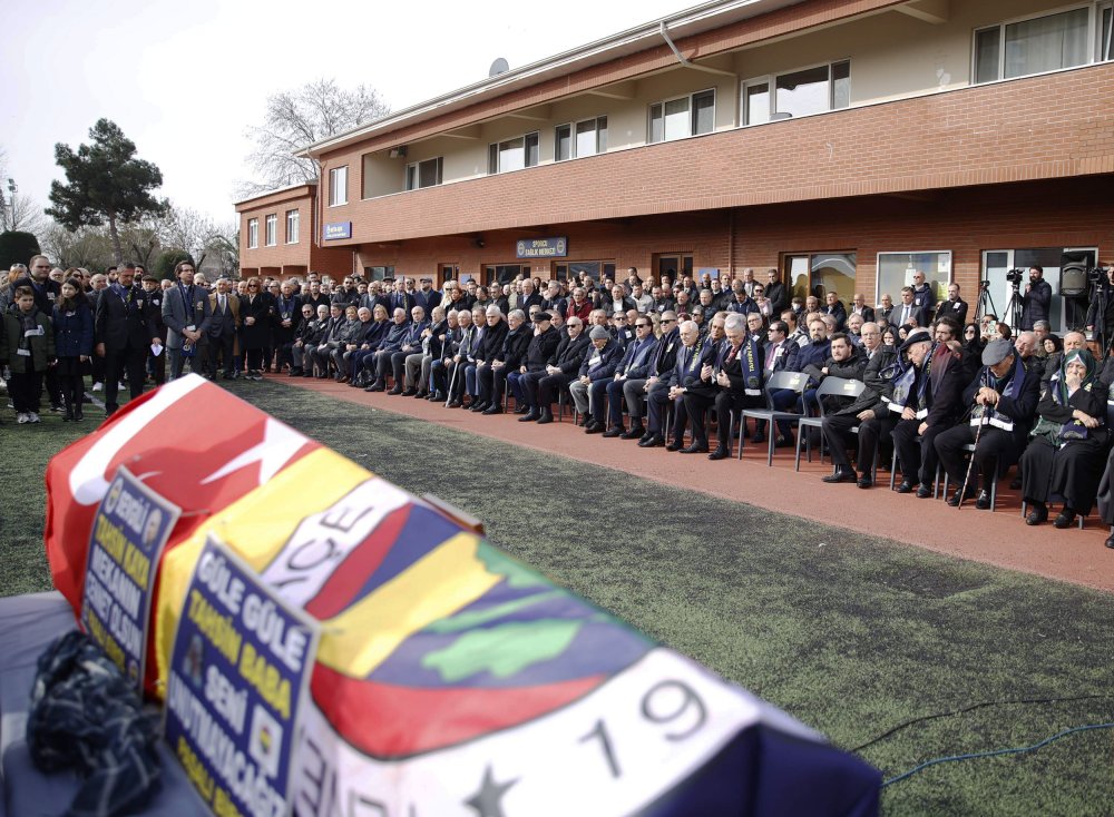 Fenerbahçe Eski Başkanı Tahsin Kaya toprağa verildi