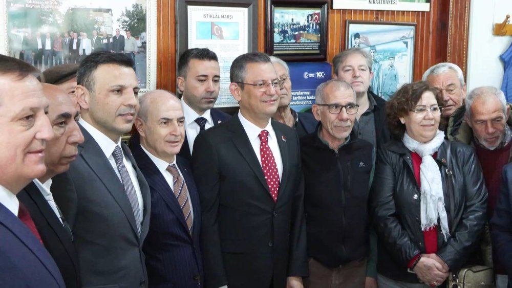 Özgür Özel, Emre Saltık’ın anma törenine katıldı