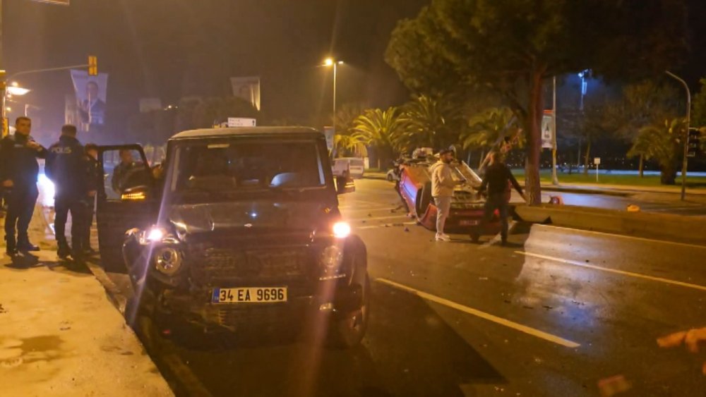 Alkollü sürücü, il başkanının aracına çarptı!