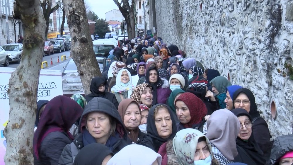 Hırka-i Şerif ziyarete açıldı