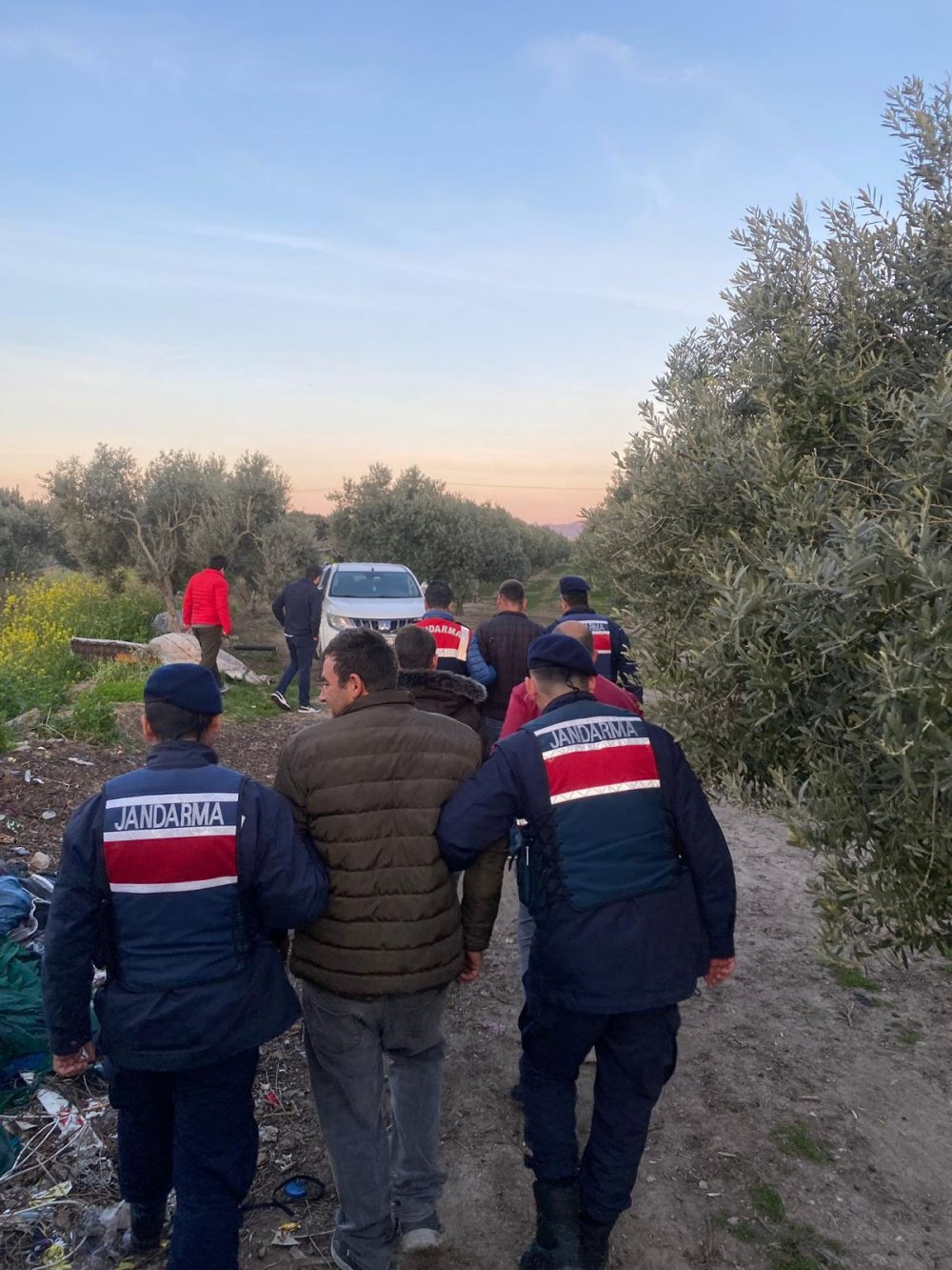 Terör örgütüne propaganda yapan 5 şüpheli gözaltına alındı