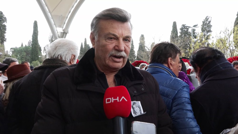 Bahar Öztan'a veda: Türk sinemasının 'Gamzeli güzeli' son yolculuğuna uğurlandı