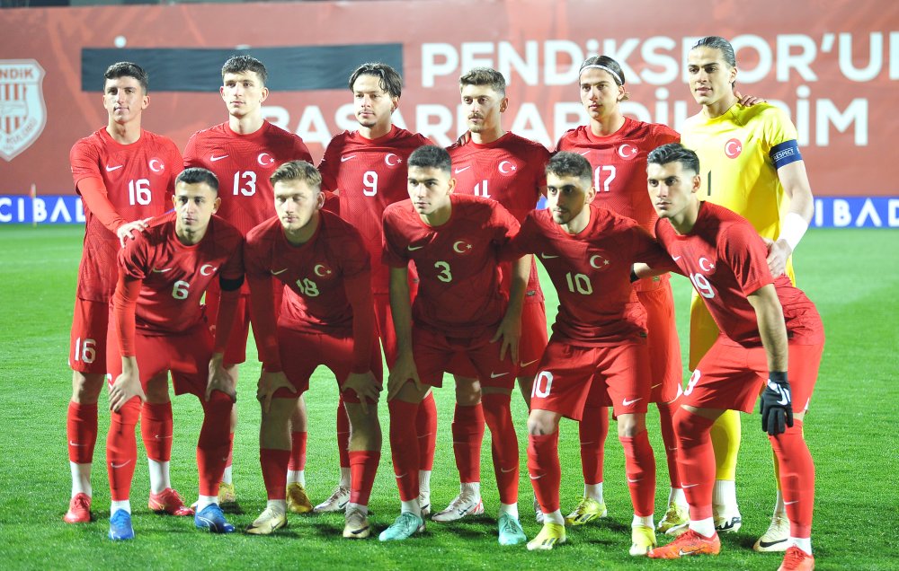 Semih Kılıçsoy golünü attı!