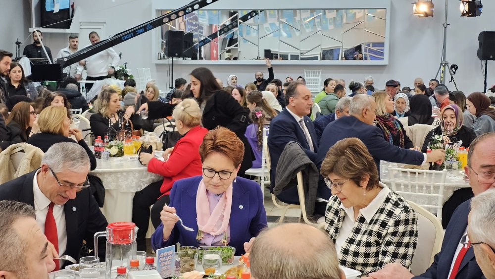 Akşener: İstanbul'u alarak Türkiye'yi alamıyormuşuz