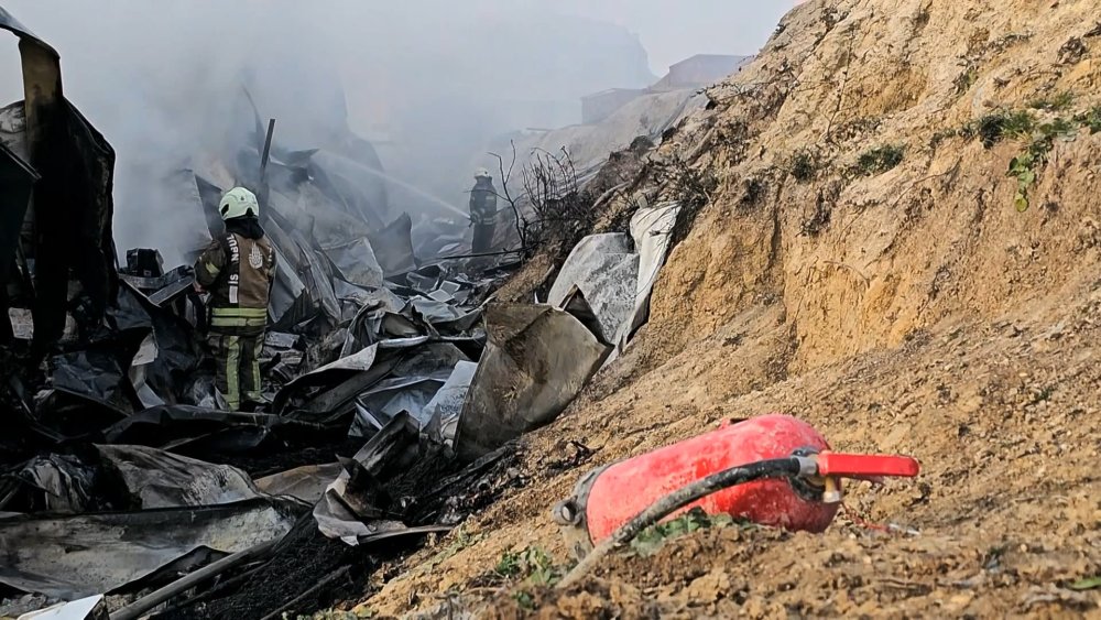 İnşaat alanında çıkan yangın söndürüldü